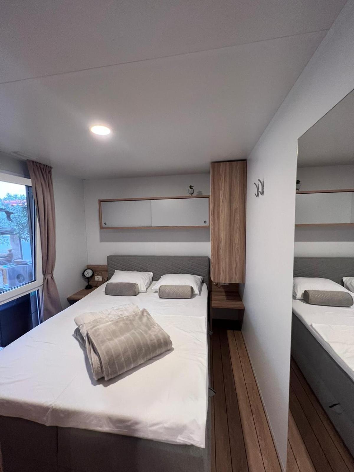Mobile House F&L Villa Biograd Na Moru Exterior foto